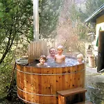 Apartment Gartenwohnung Mandl Garten Sauna Hot Pot Pool Maishofen