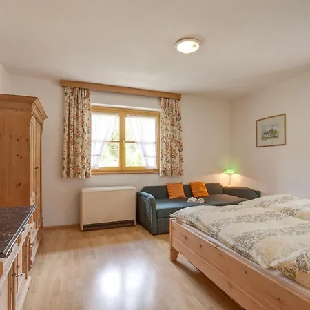 Gartenwohnung Mandl Garten Sauna Hot Pot Pool Maishofen