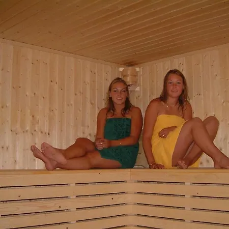 Gartenwohnung Mandl Garten Sauna Hot Pot Pool Appartement *