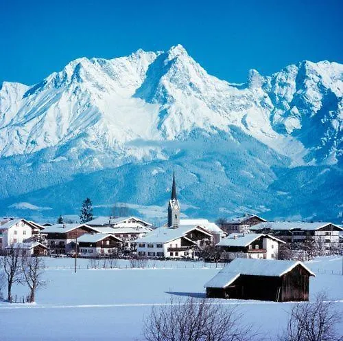 Gartenwohnung Mandl Garten Sauna Hot Pot Pool Daire *