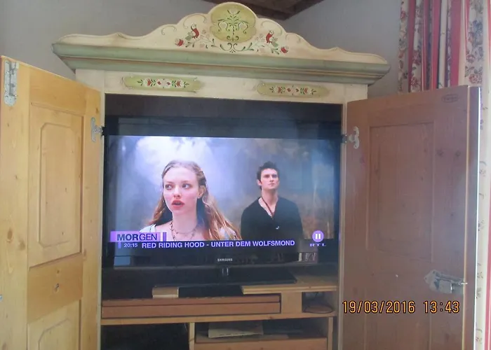 Daire Gartenwohnung Mandl Garten Sauna Hot Pot Pool